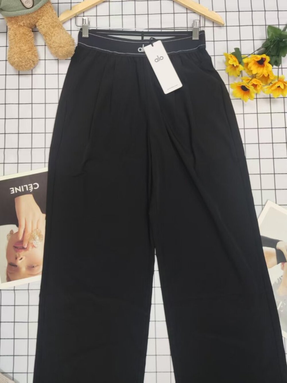 NWT π Alo Yoga Suit Up Trouser Black Regular 30" Wide Leg Travel Work Pants πΈ - Picture 4 of 9